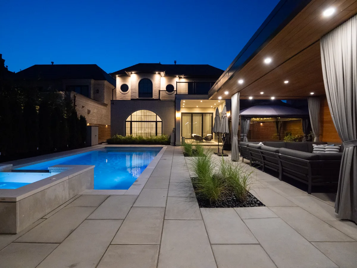 masonry retaining wall and steps