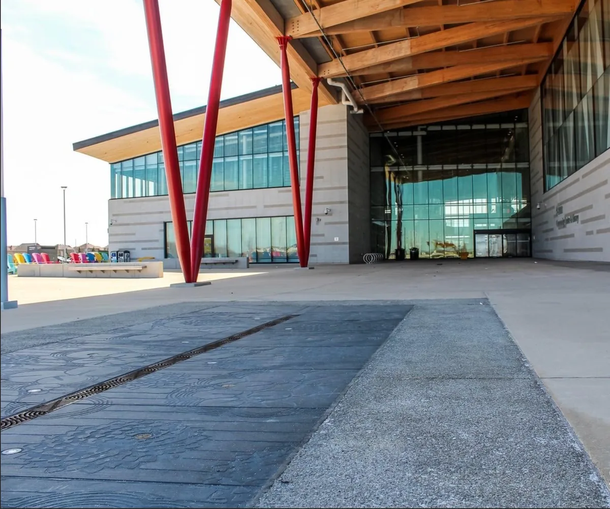 Commercial hardscaping installation