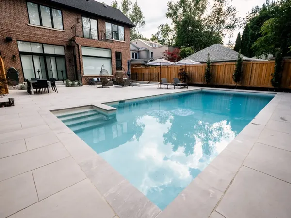 cortleigh pool closeup