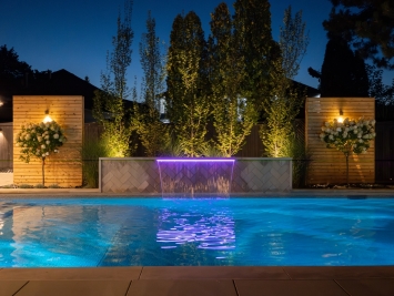 cromdale pool side waterwork 2