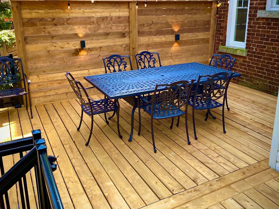 Decks and fences maintenance guide